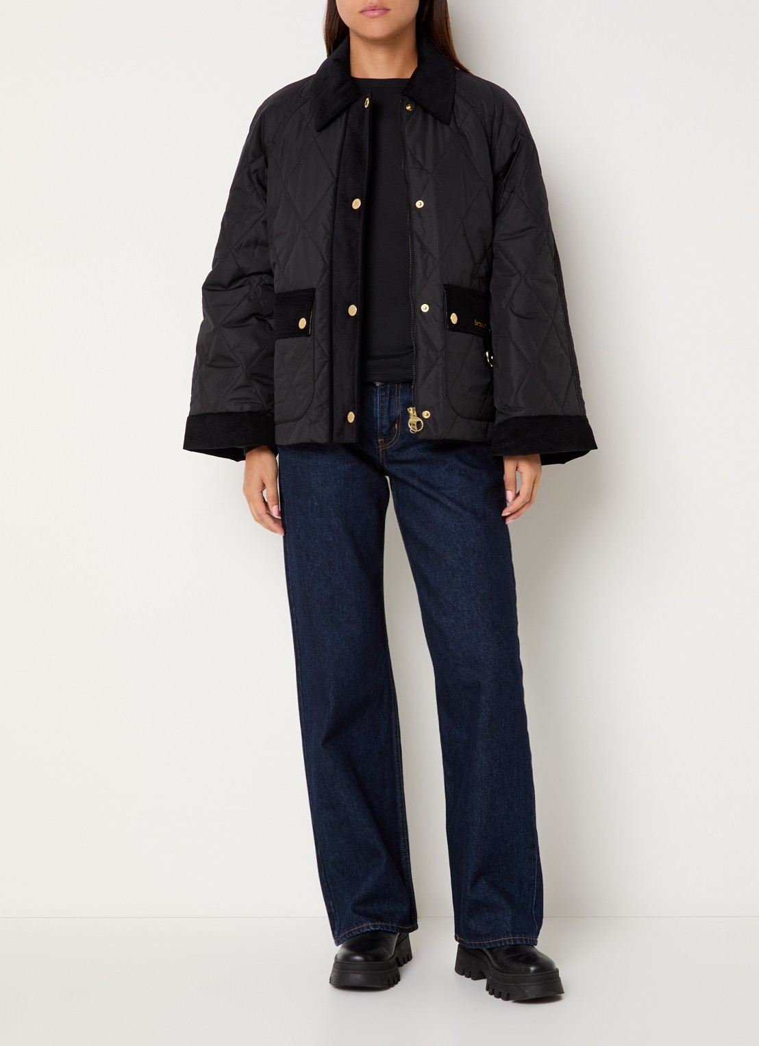 Barbour Kilnwick A-lijn barn jack met quilt patroon - voorkant 3 zwart