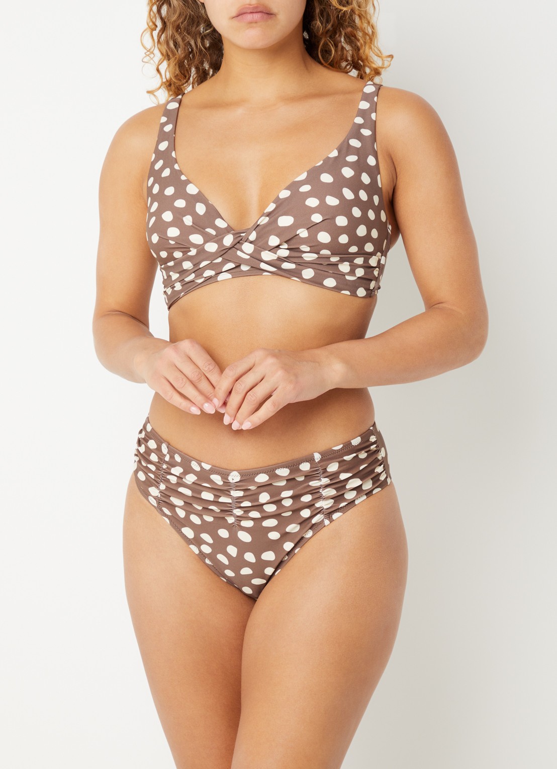 Barts Dauna high waisted bikinislip met stippenprint - detail 4 lichtbruin
