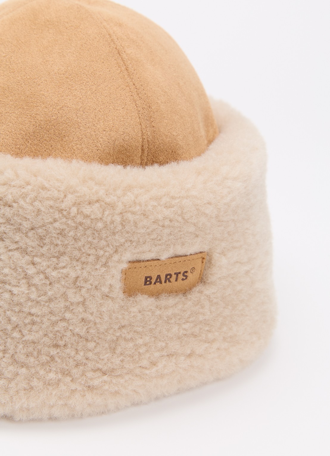 Barts Kegalle muts van imitatiebont - detail beige
