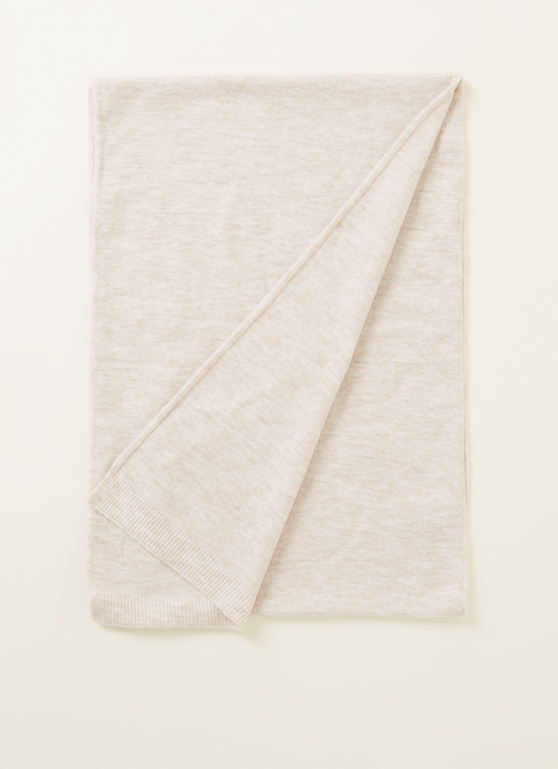 Barts Witzia sjaal 190 x 40 cm - voorkant 2 beige