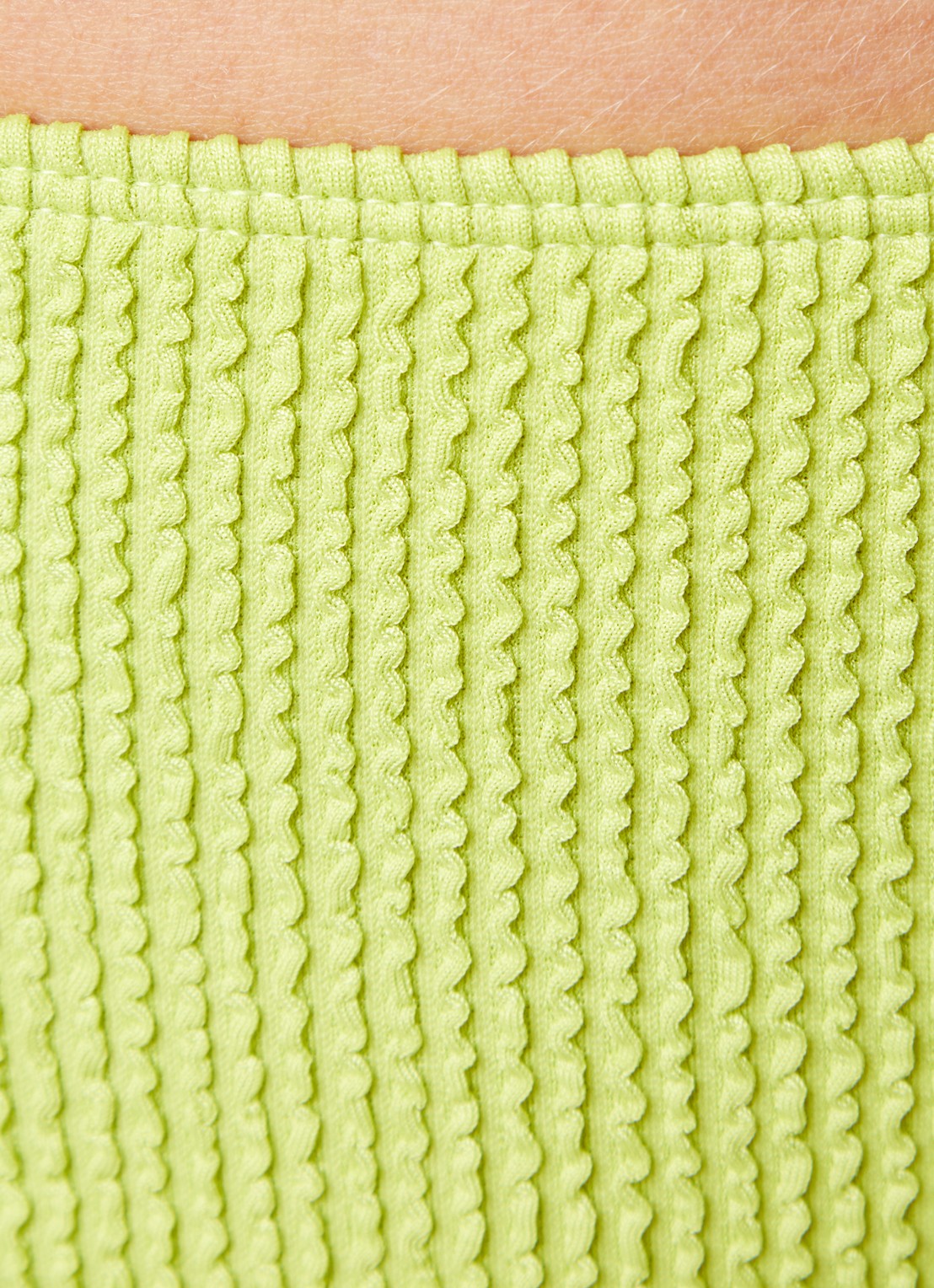 Beachlife Bikinislip met structuur - detail 4 groen