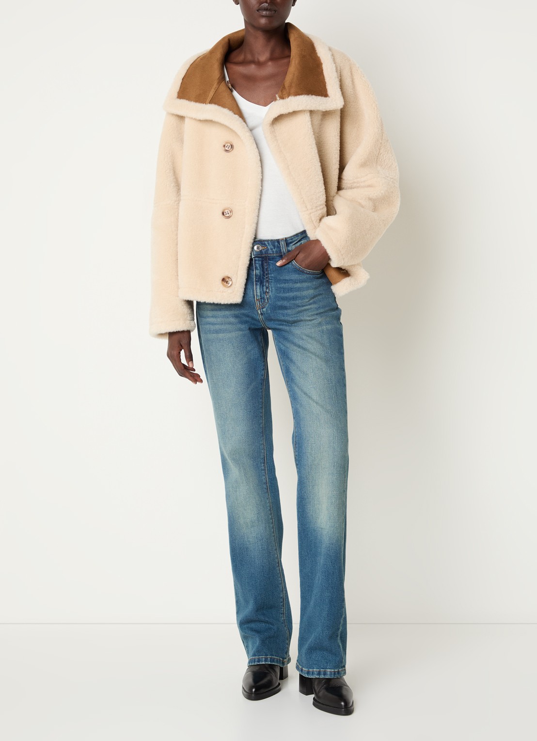 Beaumont Chayeen reversible jack van imitatiebont - voorkant 4 camel