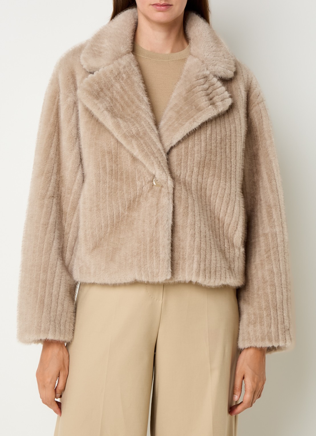 Beaumont fallony jas van imitatiebont met ribstructuur  - detail 4 beige