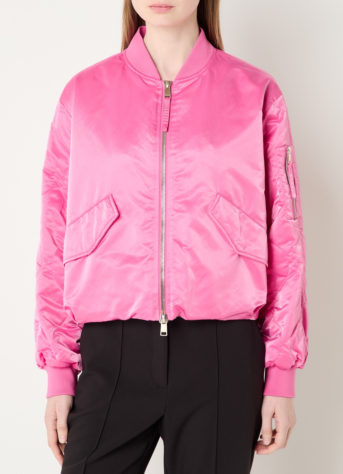 Beaumont Hady bomberjack met klepzakken en glanzende finish - detail 4 roze