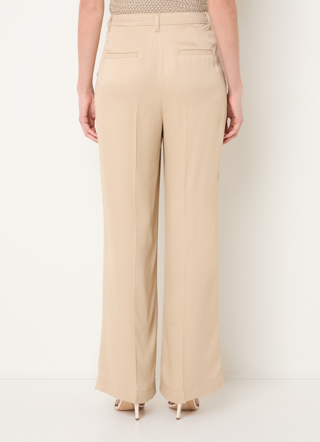 Beaumont James high waist wide fit pantalon van satijn met steekzakken - achterkant 3 beige