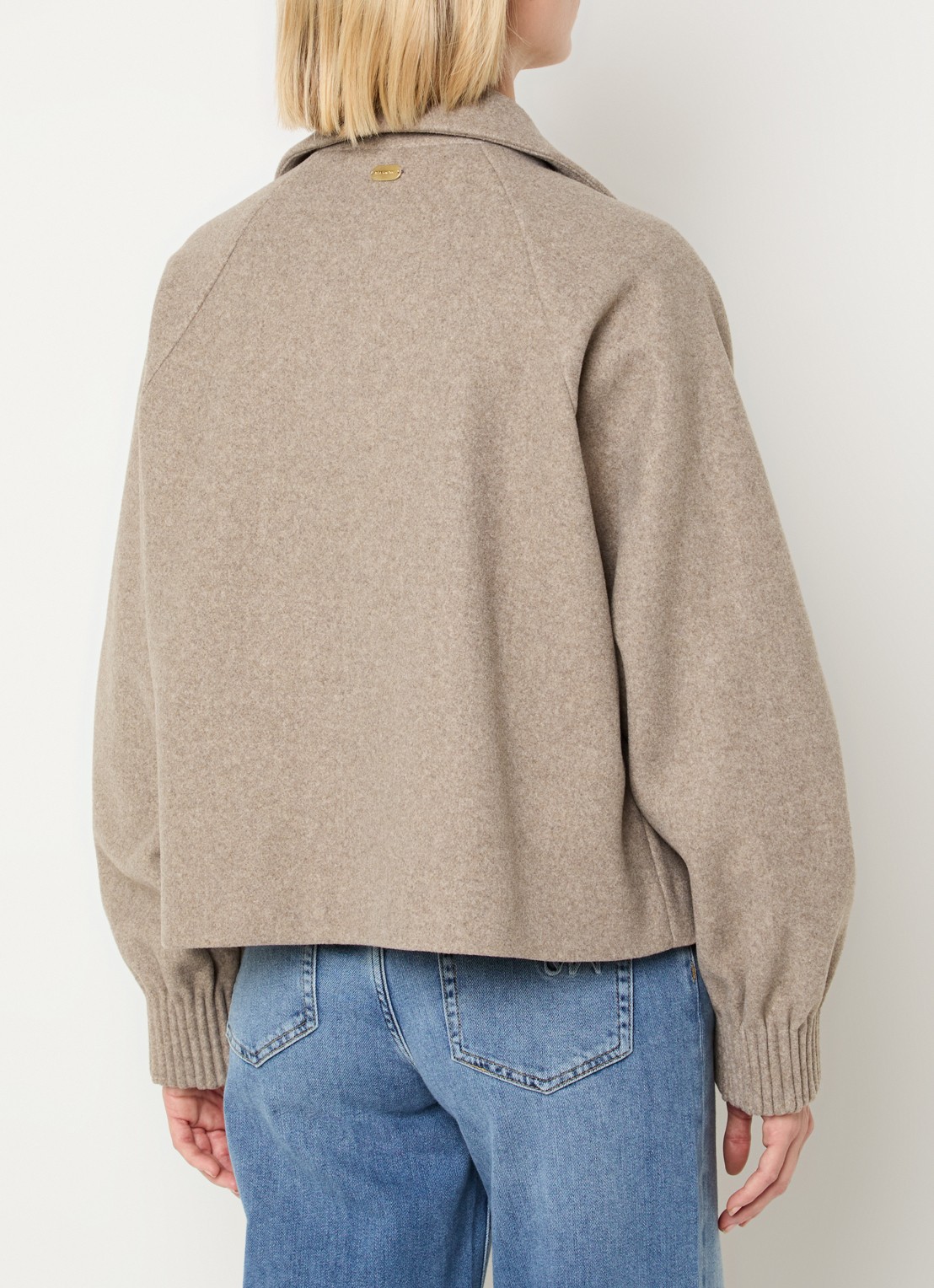 Beaumont Sabine jack met steekzakken - achterkant beige