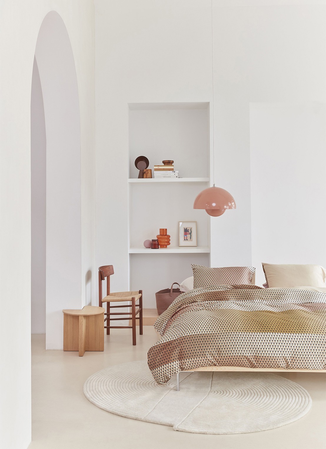 BeddingHouse Dutch Design Hollywood Boulevard dekbedovertrekset - inclusief kussenslopen - voorkant 2 zand