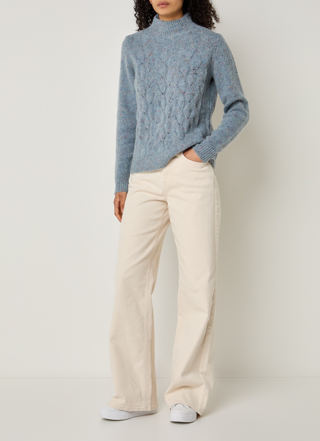 Bellamy Thebe kabelgebreide trui in alpaca wolblend - voorkant 3 blauwgrijs