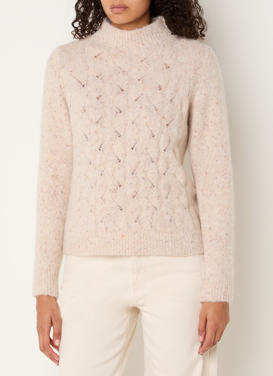 Bellamy Thebe kabelgebreide trui in alpaca wolblend - detail 2 beige