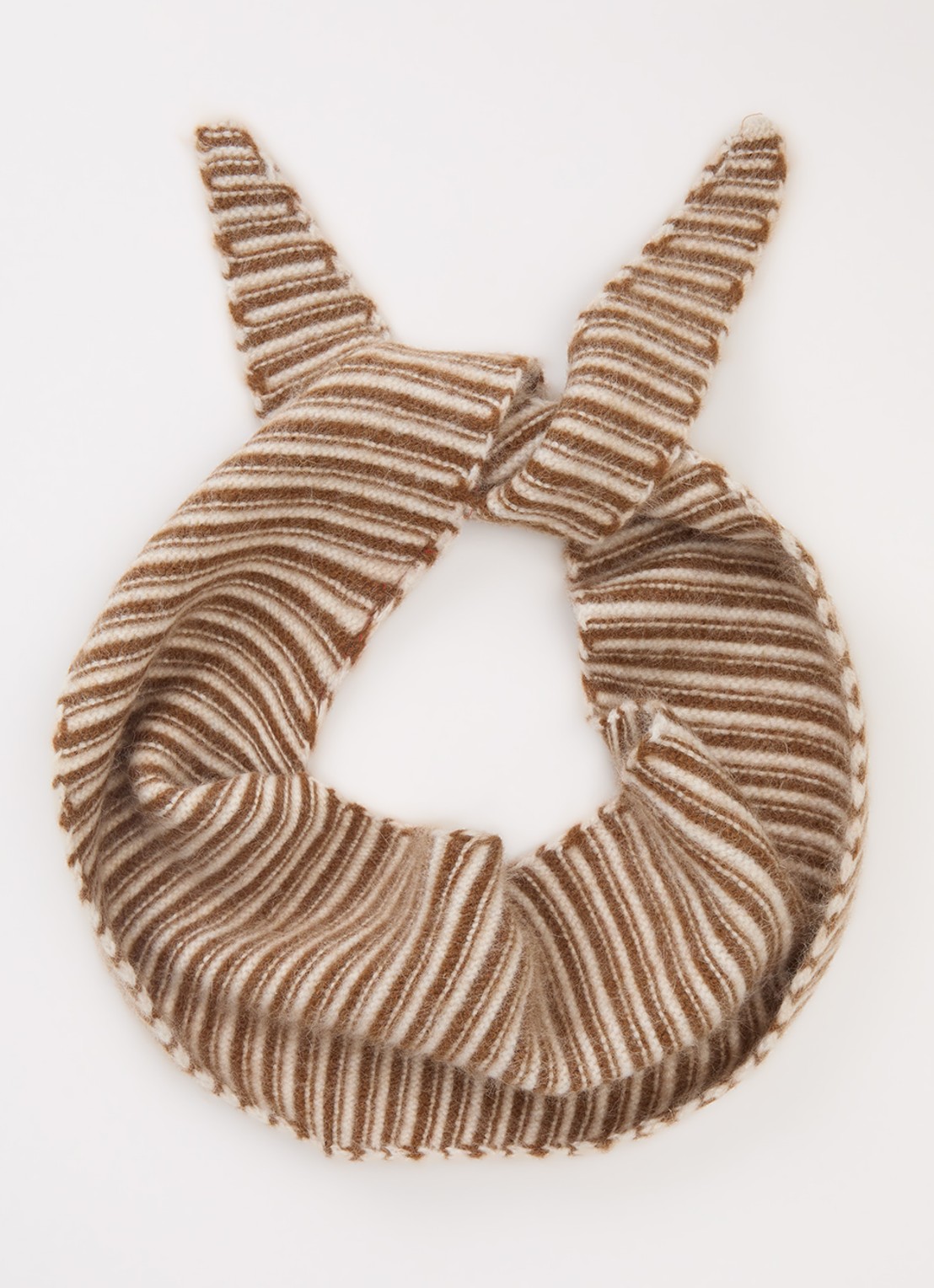 Bellerose Dusol sjaal in wolblend met streepprint 120 x 18,5 cm - voorkant beige