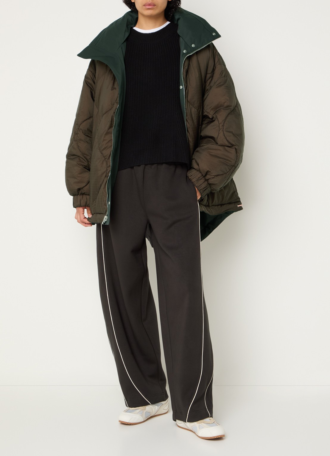 Bellerose Hedi reversible jack met opstaande kraag - voorkant 3 donkerbruin