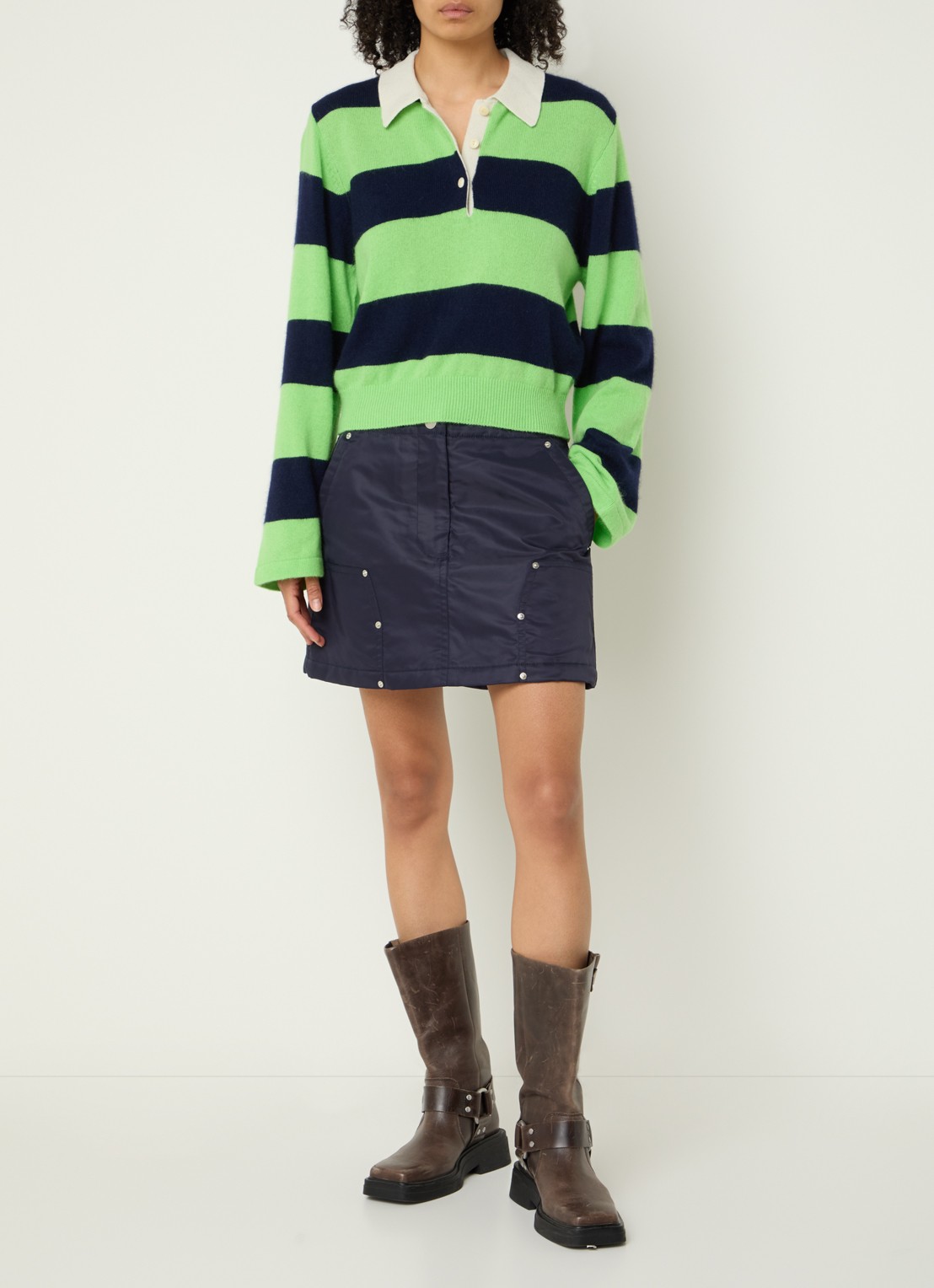 Bellerose Jeezy mini rok met steekzakken - voorkant 2 donkerblauw