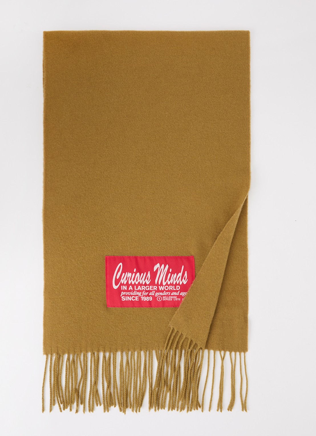 Bellerose Milan sjaal van scheerwol 120 x 35 cm - voorkant mosterd