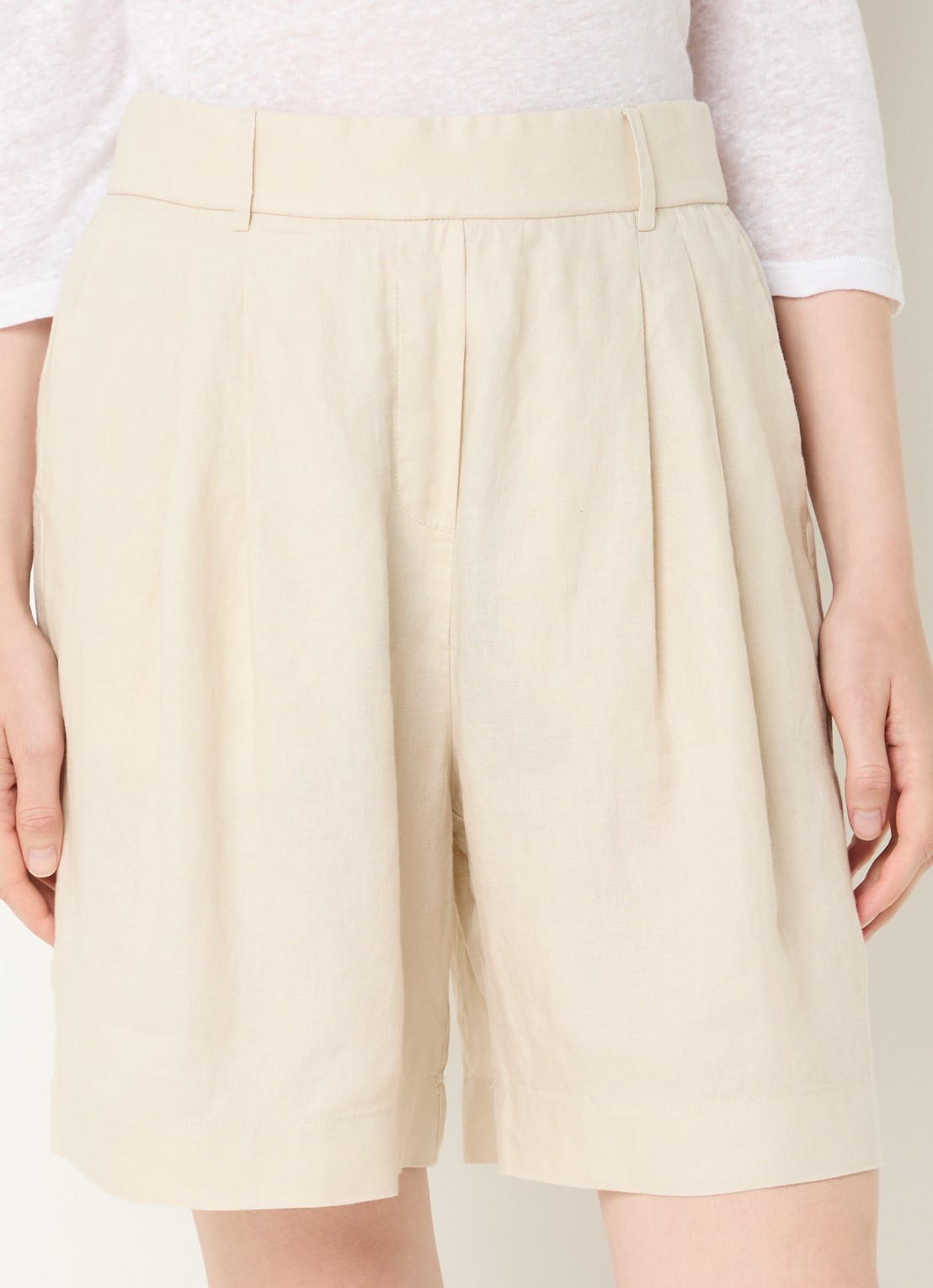 Benetton Bermuda high waist loose fit korte broek van linnen - detail 3 zand