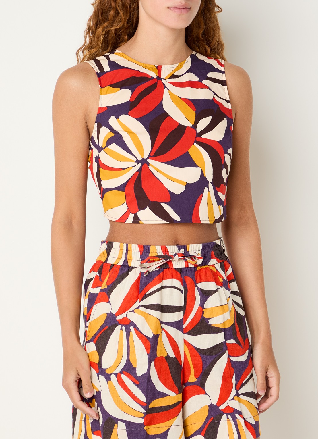 Benetton Cropped mouwloze top met print en gestrikt detail - achterkant orange