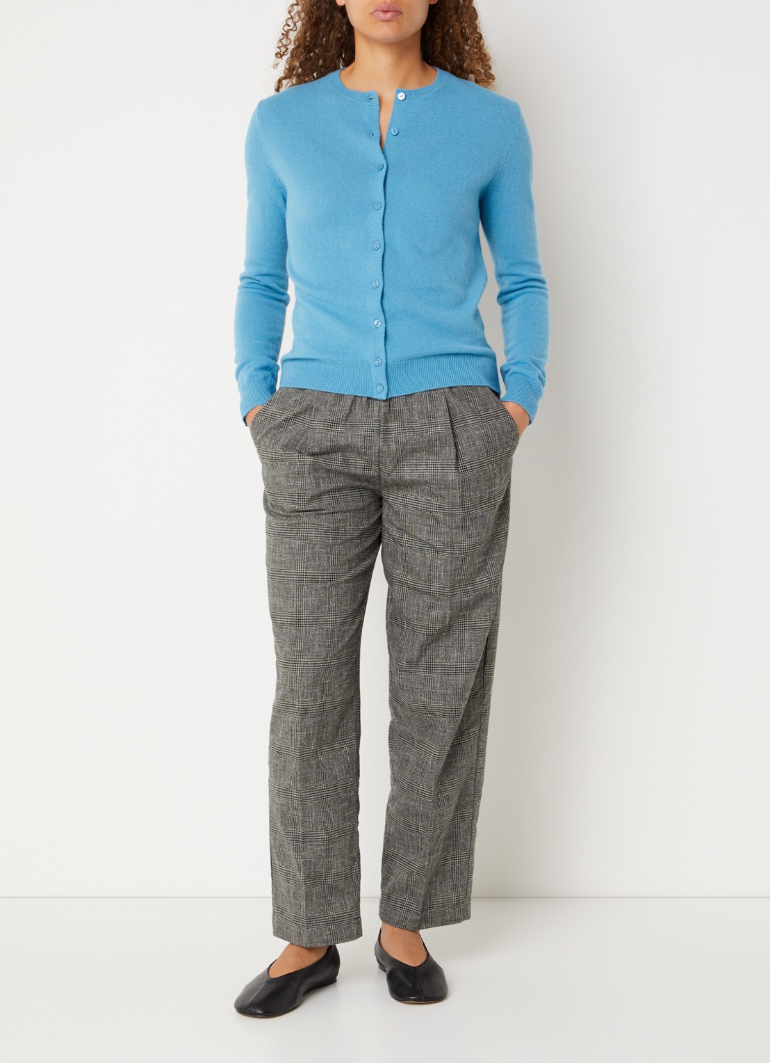Benetton Fijngebreid vest van wol met ronde hals - voorkant 3 zeeblauw-23j / blauw