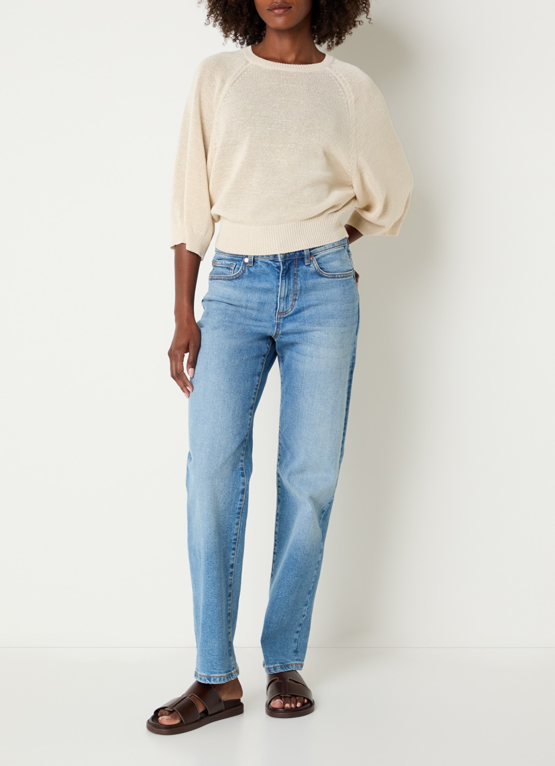 Benetton Fijngebreide pullover in linnenblend met ronde hals - voorkant 3 creme
