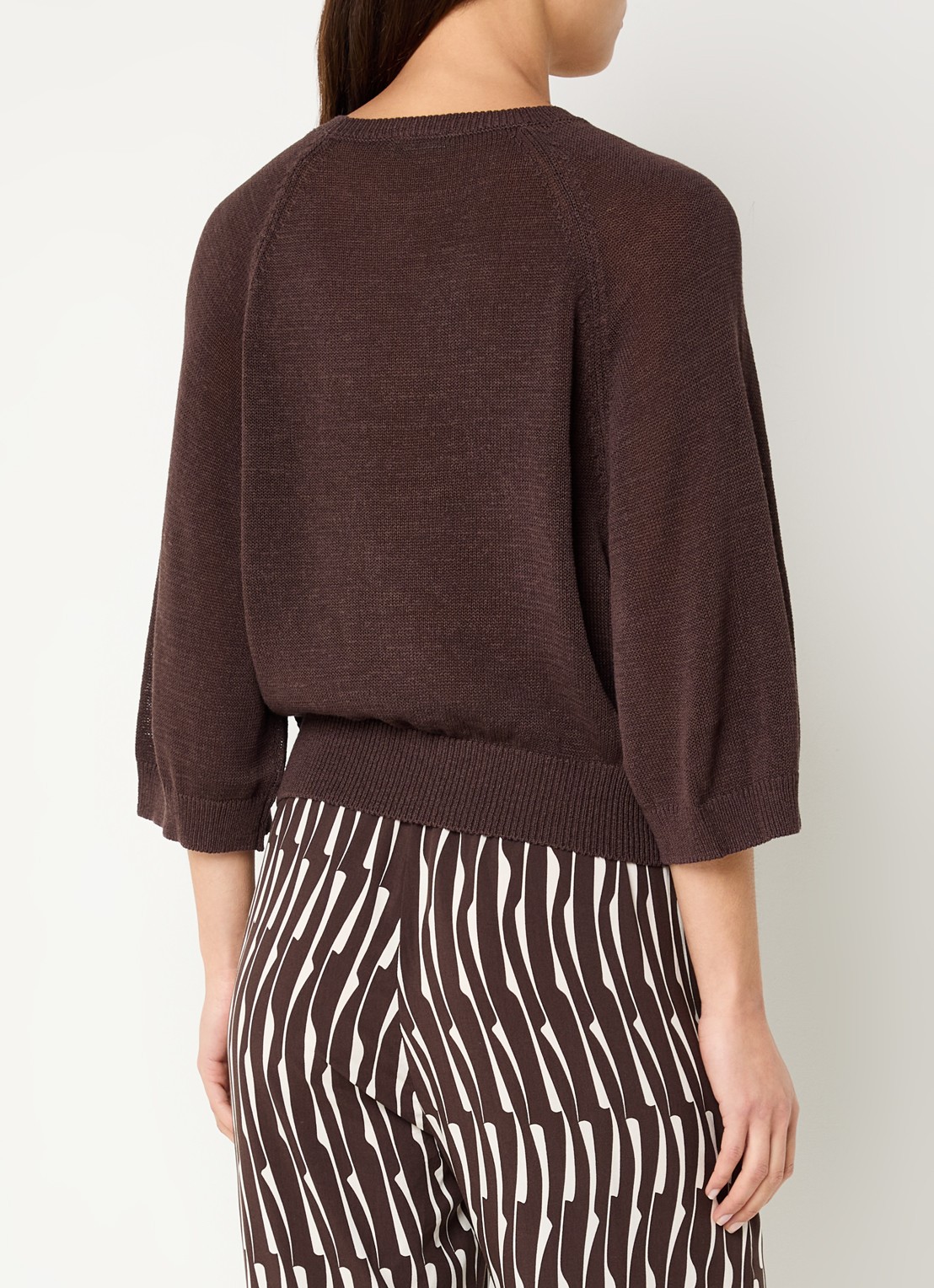 Benetton Fijngebreide pullover in linnenblend met ronde hals - achterkant 3 bruin