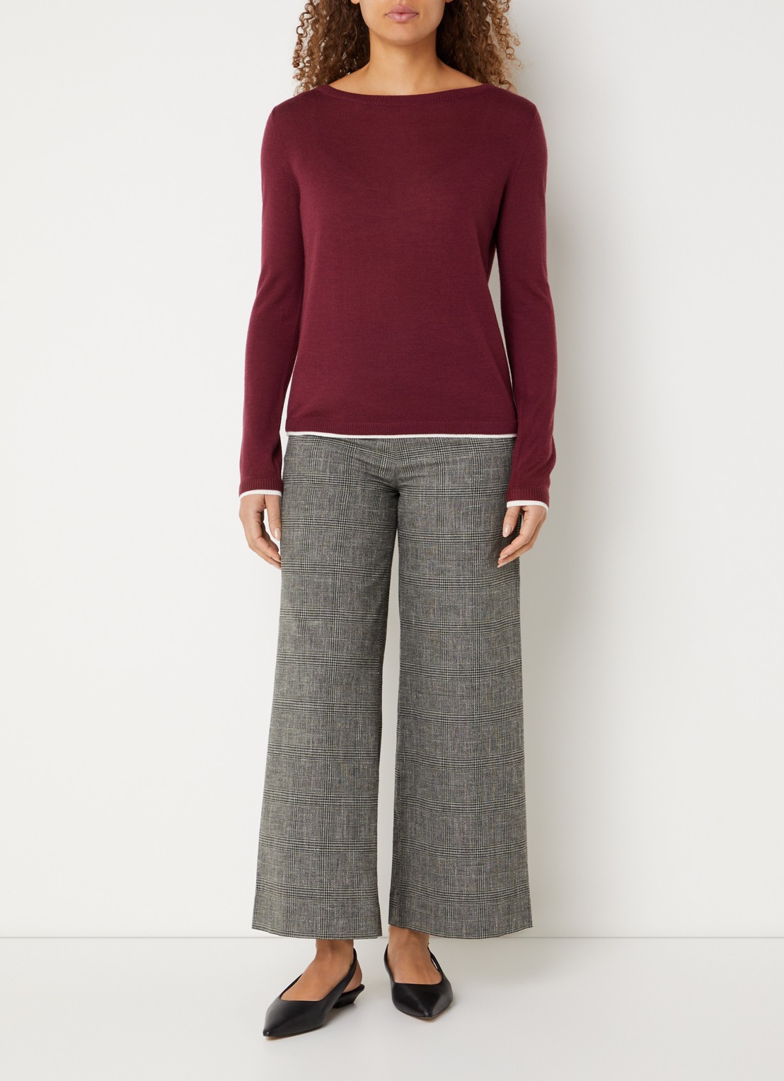 Benetton Fijngebreide pullover van scheerwol - voorkant 2 bordeauxrood