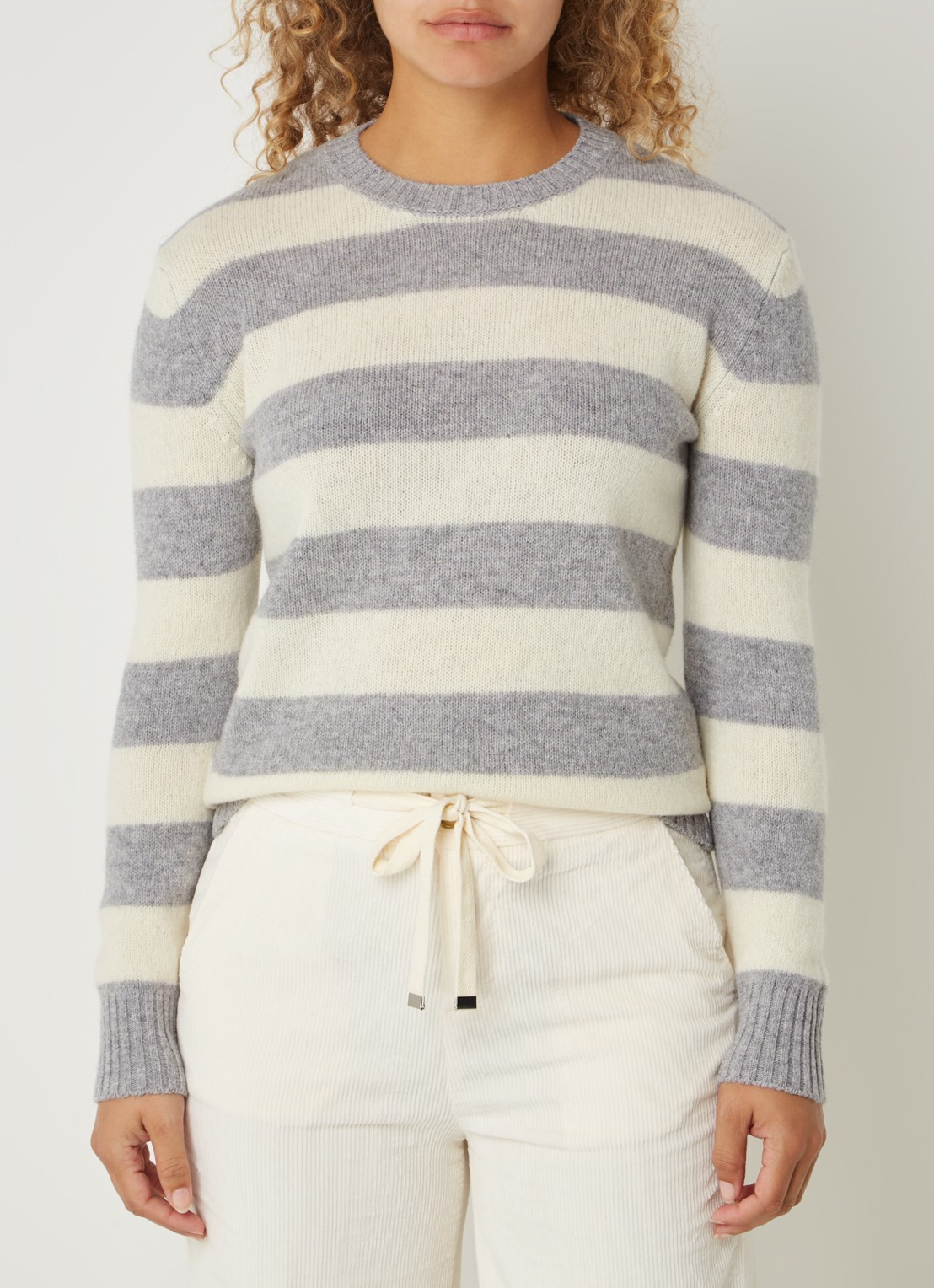 Benetton Fijngebreide pullover van wol met streepprint - detail lichtgrijs