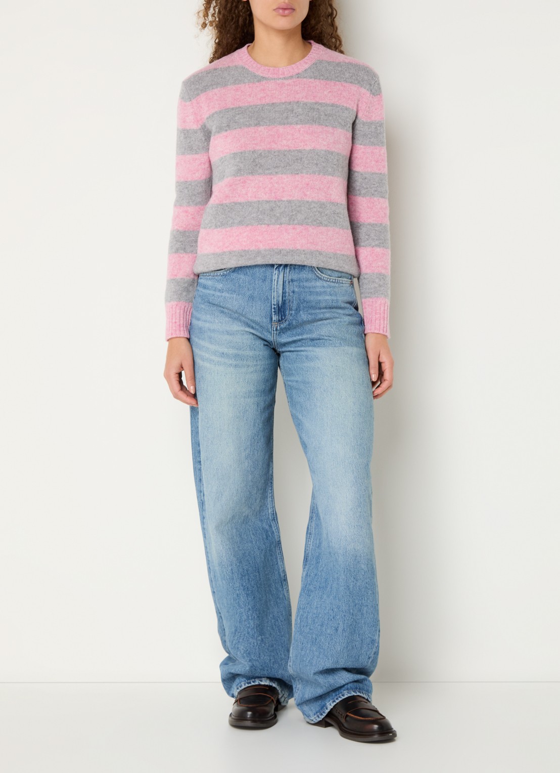 Benetton Fijngebreide pullover van wol met streepprint - voorkant 2 lichtroze