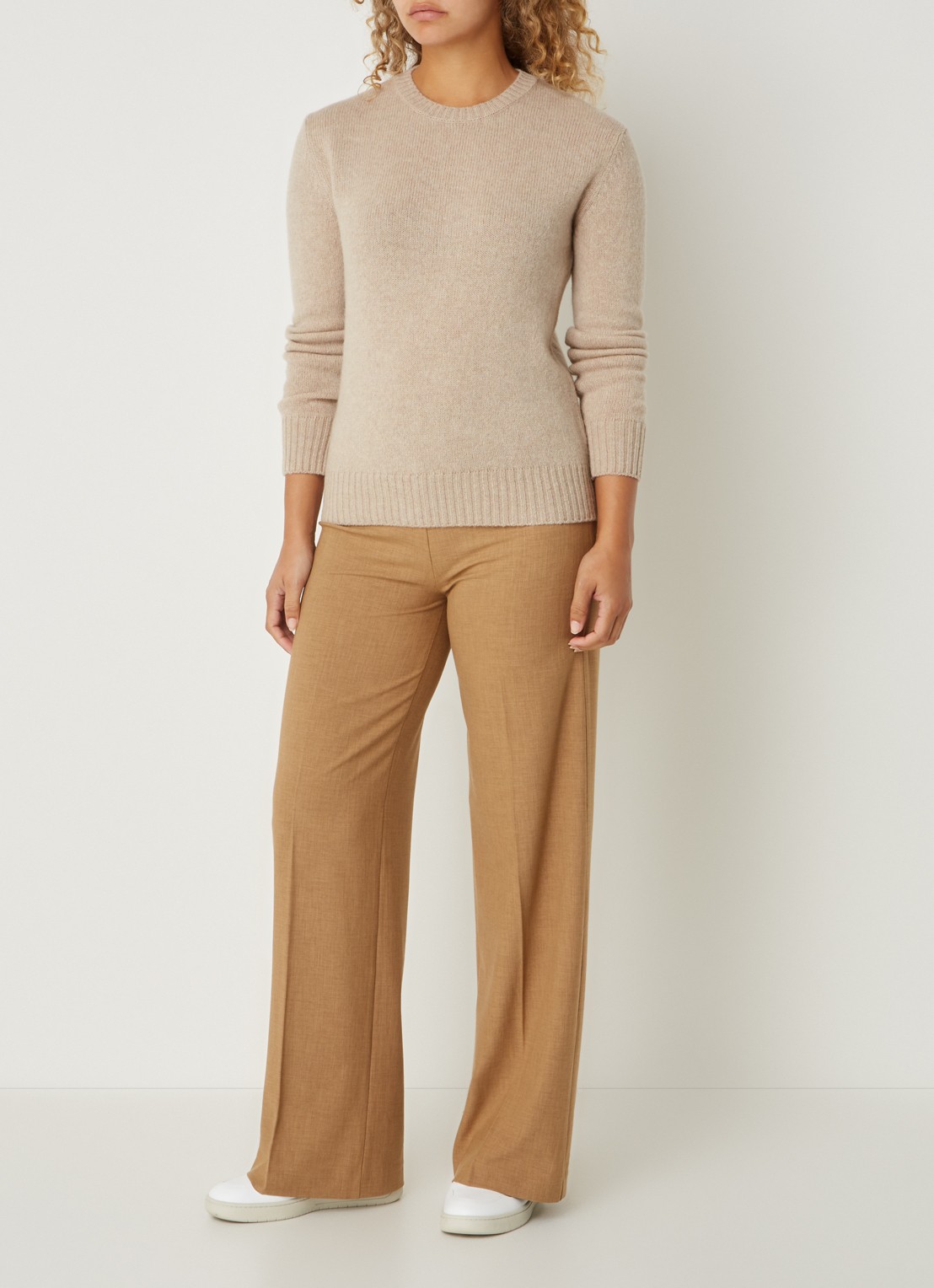 Benetton Fijngebreide pullover van wol - voorkant 3 camel
