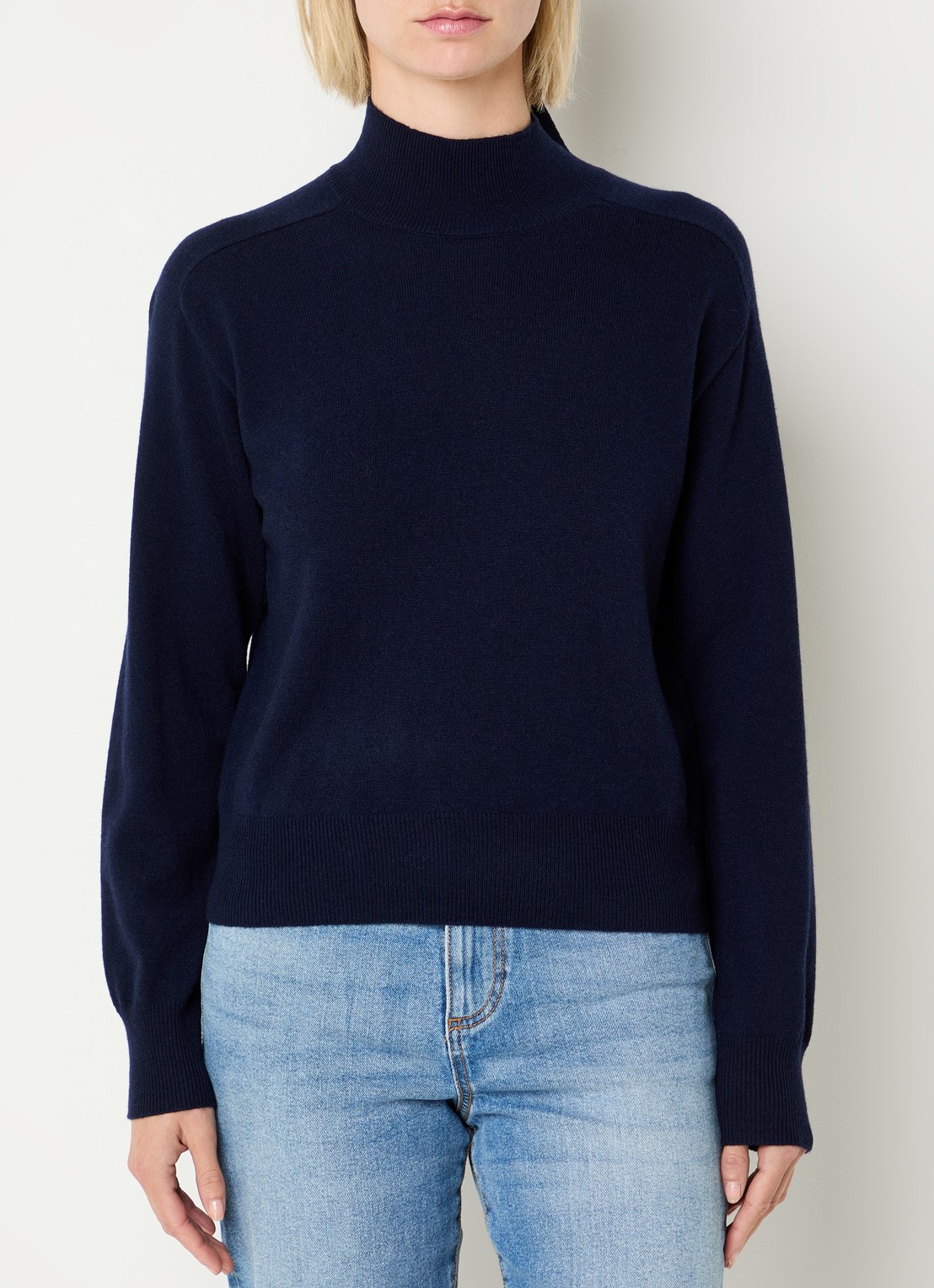 Benetton Fijngebreide trui in kasjmier wolblend met opstaande kraag - detail donkerblauw