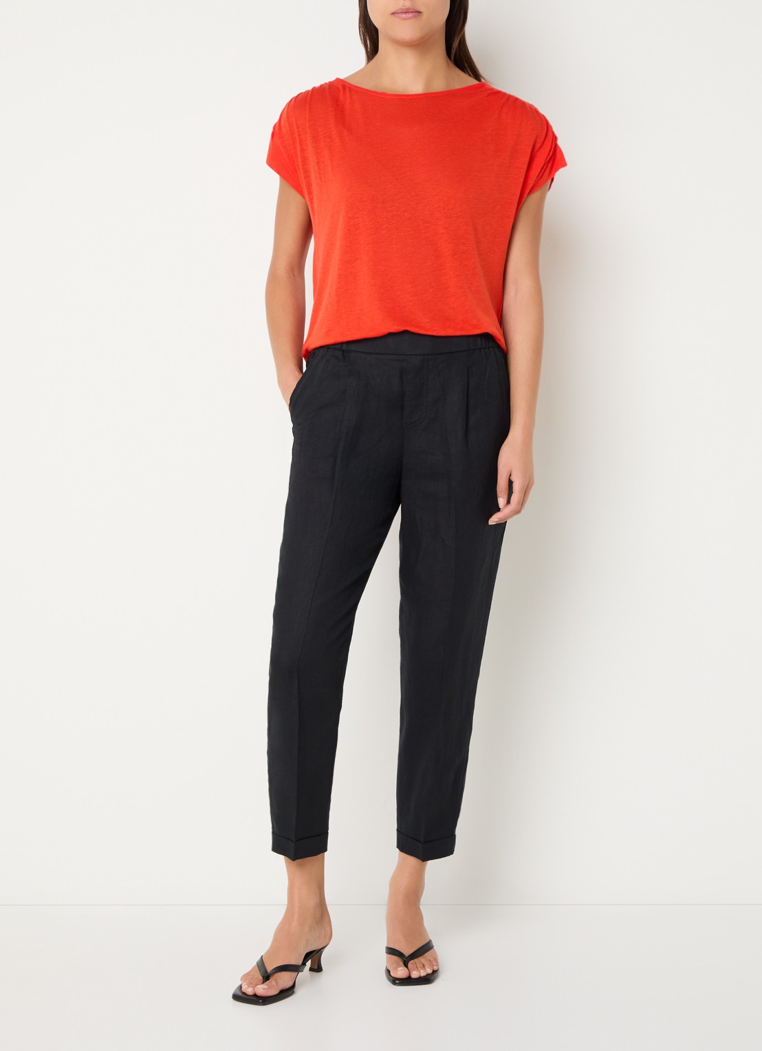 Benetton High waist cropped tapered fit pantalon van linnen - voorkant 3 zwart