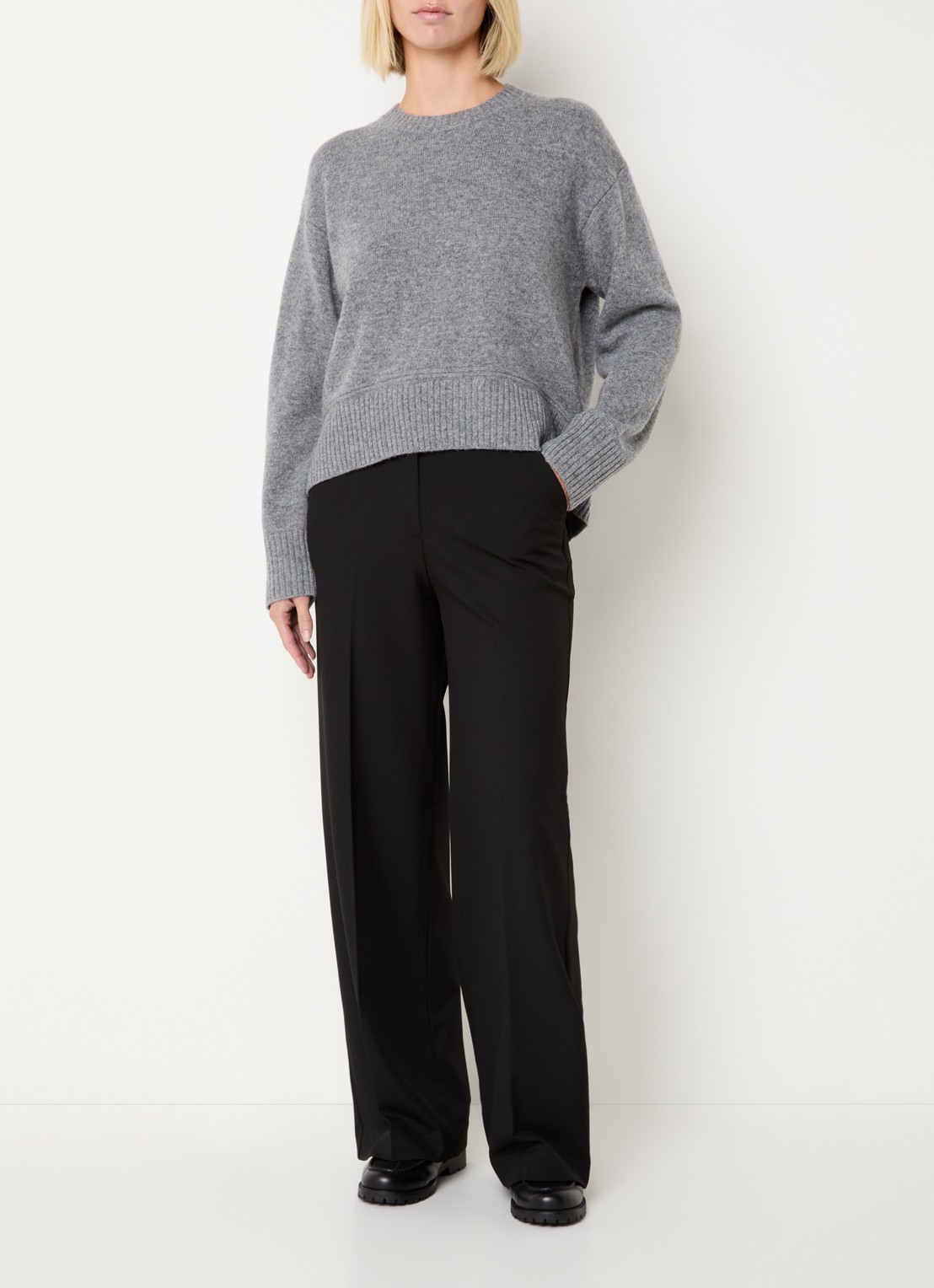 Benetton High waist loose fit pantalon met steekzakken - voorkant 3 zwart