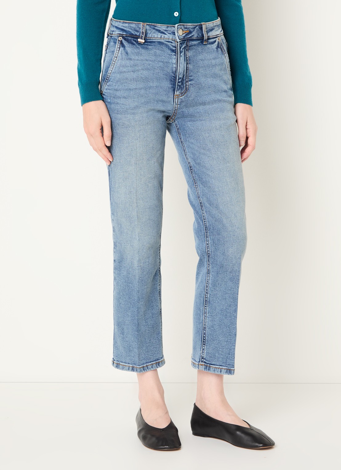 Benetton High waist straight fit jeans met lichte wassing - detail 2 lichtblauw