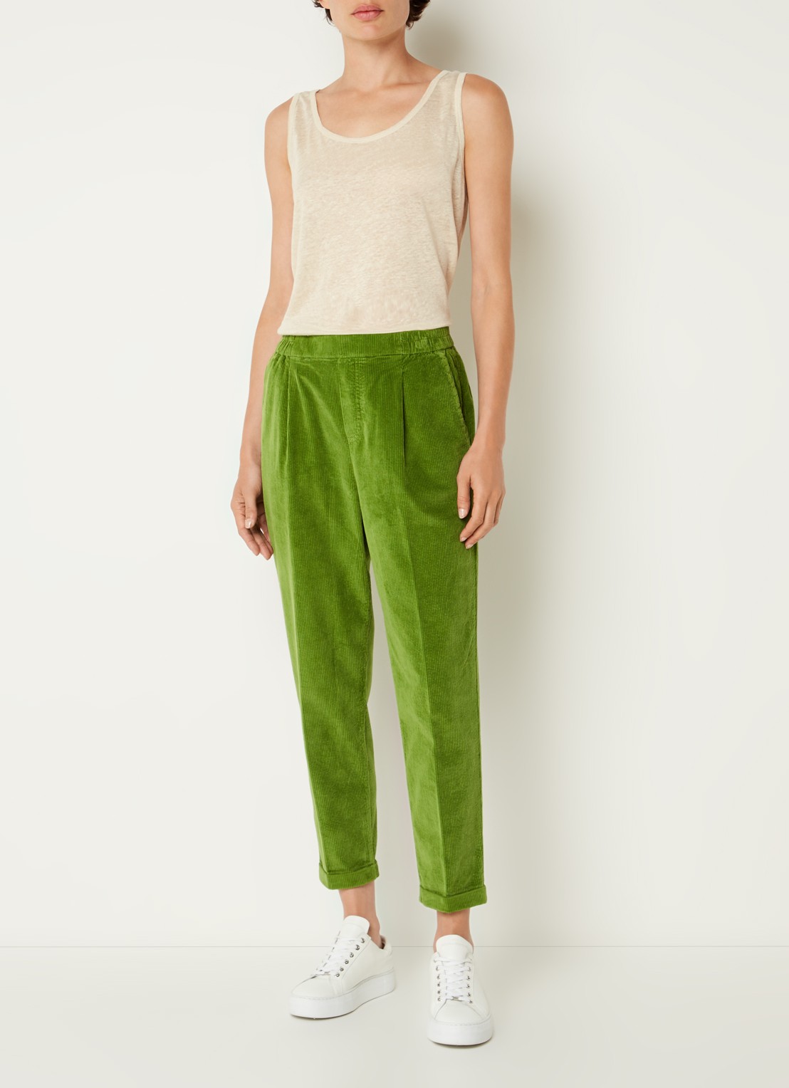 Benetton High waist tapered cropped pantalon van corduroy - voorkant 4 groen