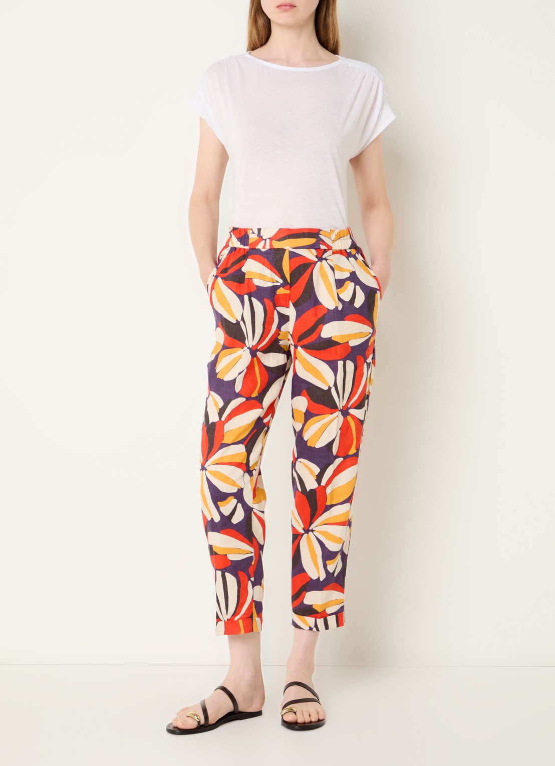 Benetton High waist tapered fit joggingbroek van linnen met print - voorkant 3 orange