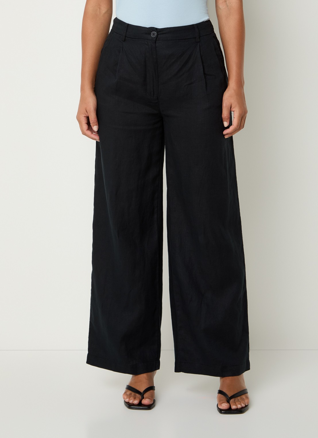 Benetton High waist wide fit chino van linnen met steekzakken - detail zwart