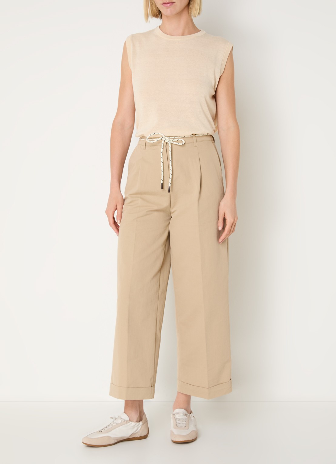 Benetton High waist wide fit cropped chino met steekzakken - voorkant 4 camel