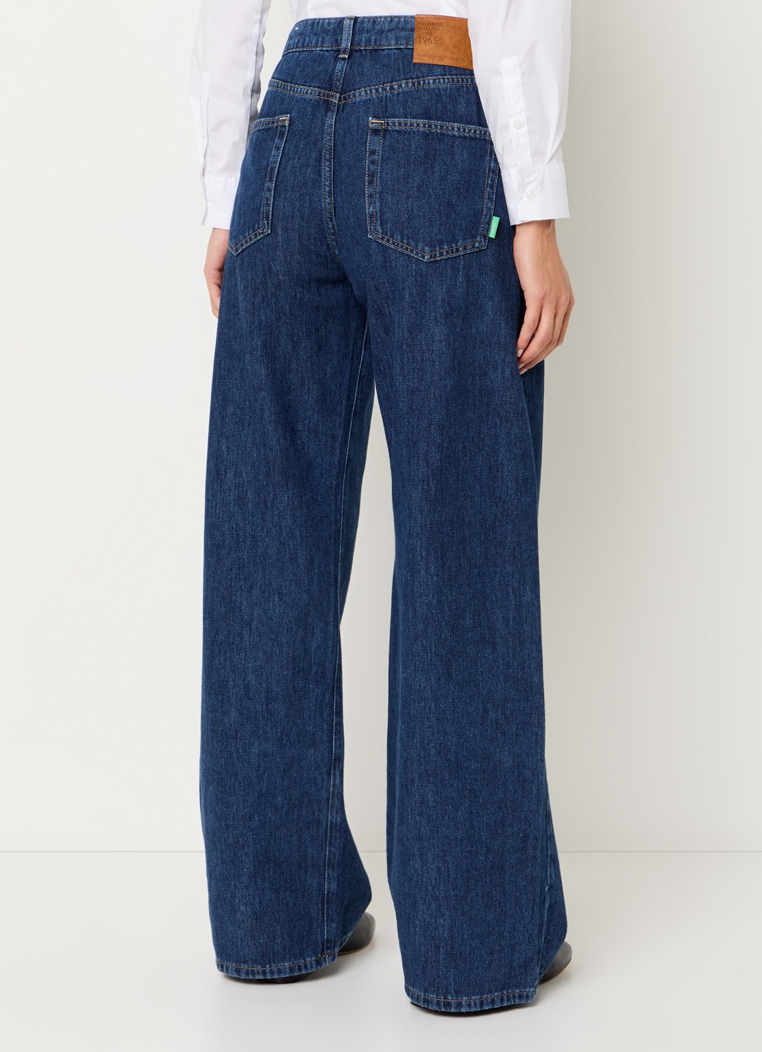 Benetton High waist wide leg jeans met donkere wassing - achterkant jeans