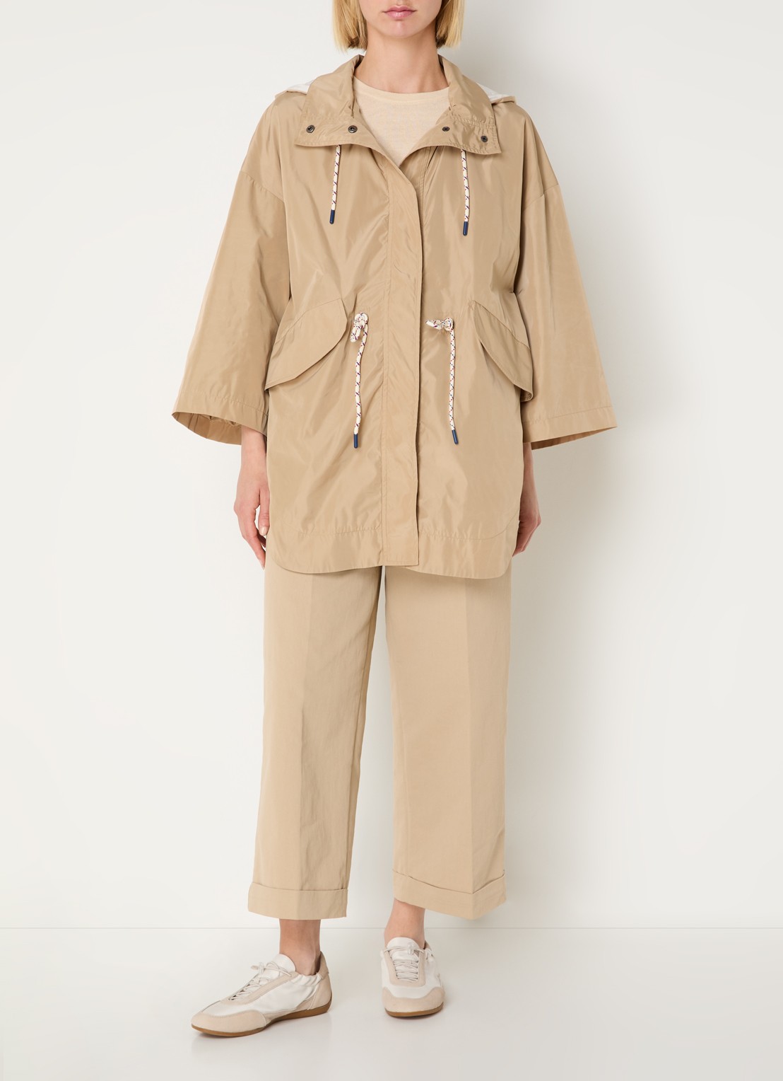 Benetton Jack met capuchon en klepzakken - voorkant 3 camel