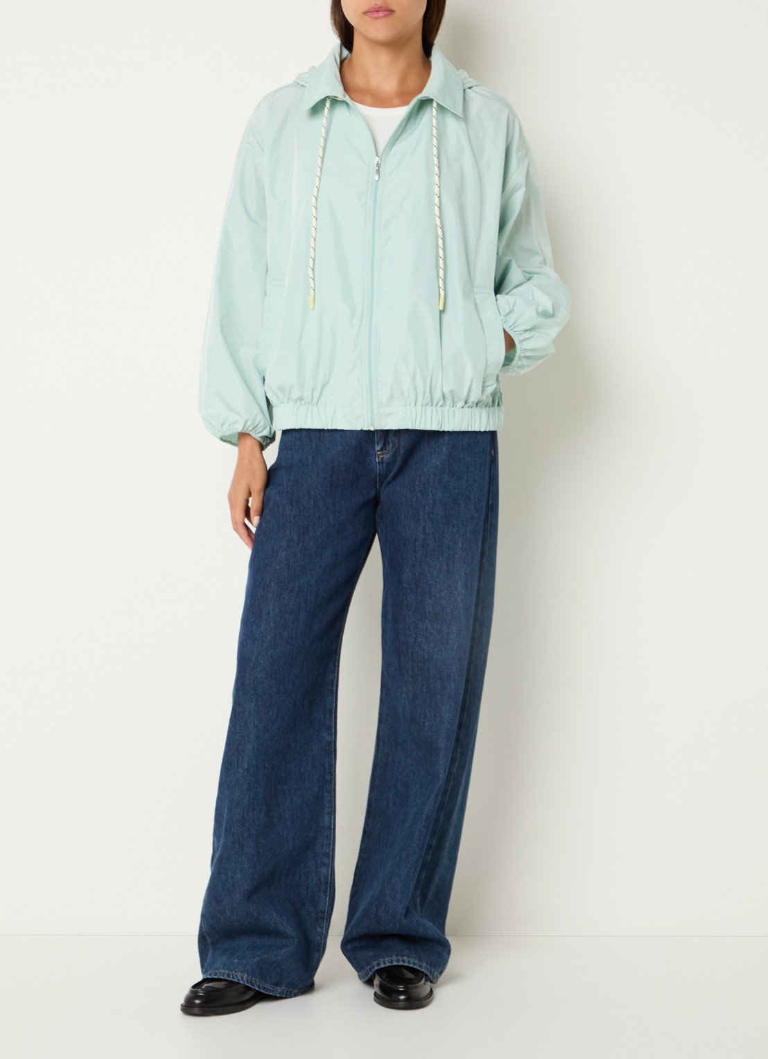 Benetton Jack met steekzakken en capuchon - voorkant 2 mint