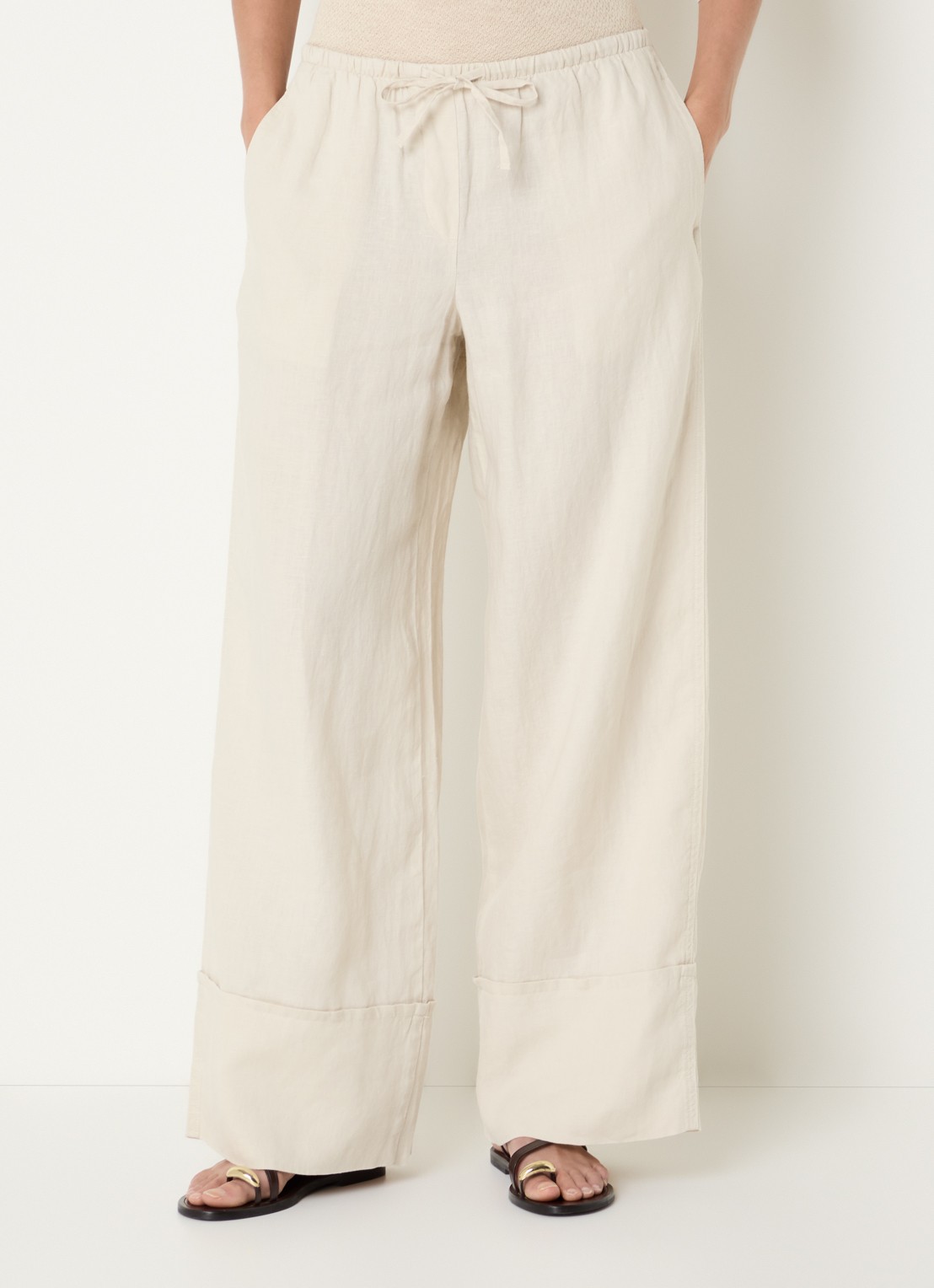 Benetton Low waist broek van linnen met steekzakken - detail 2 zand