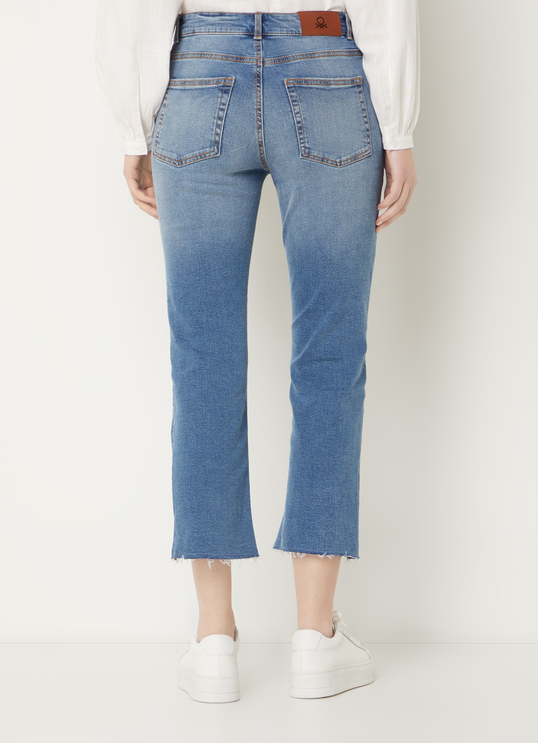 Benetton Mid waist cropped bootcut jeans met steekzakken - achterkant 8 jeans