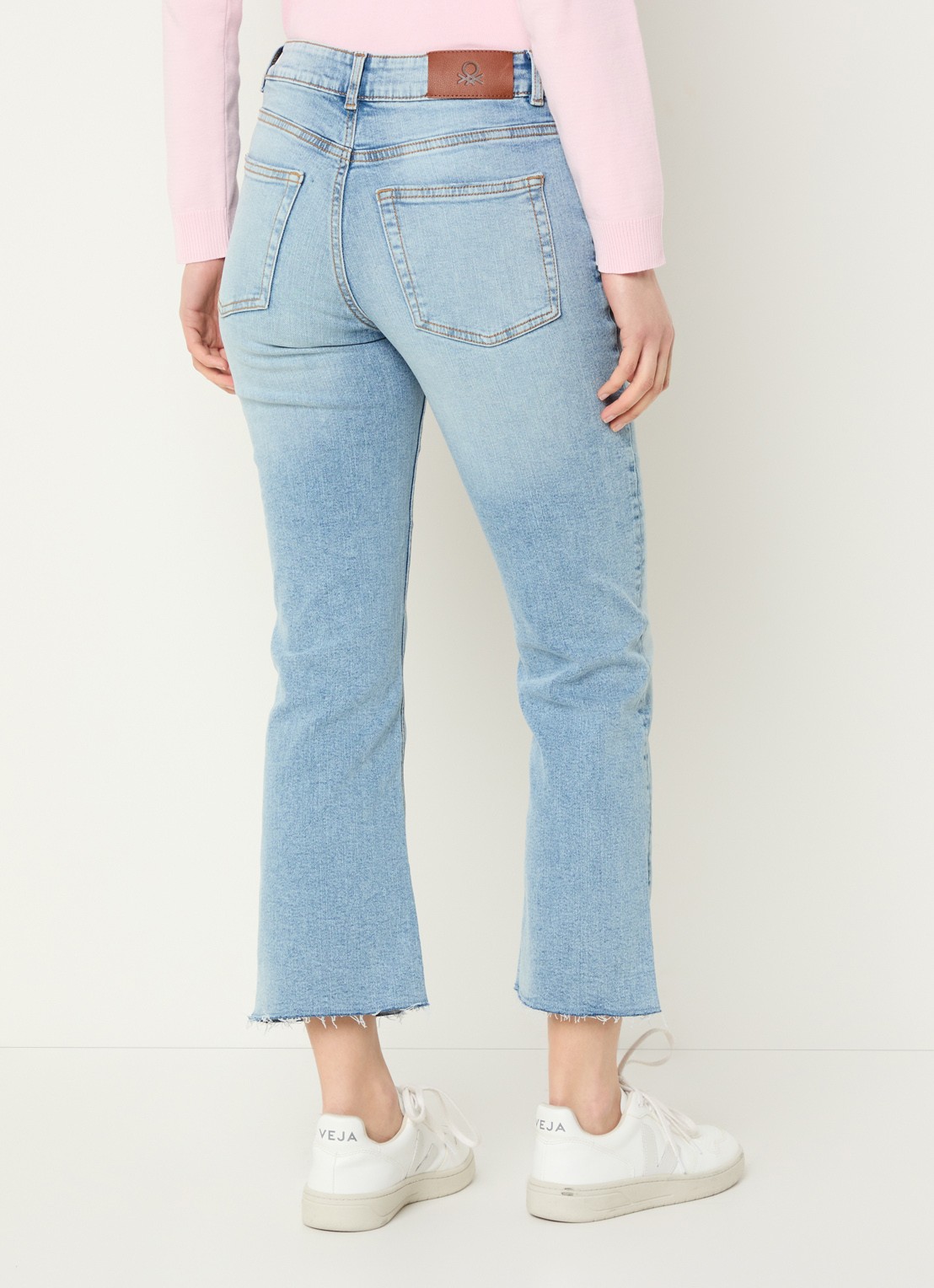 Benetton Mid waist cropped bootcut jeans met steekzakken - achterkant 5 lichtblauw