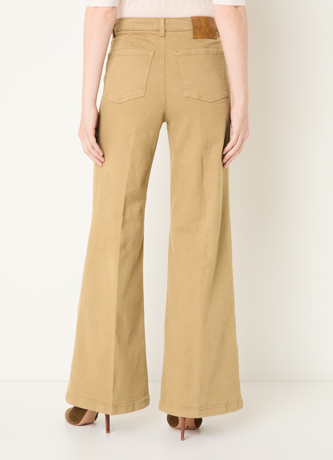 Benetton Mid waist wide fit jeans met gekleurde wassing - achterkant camel