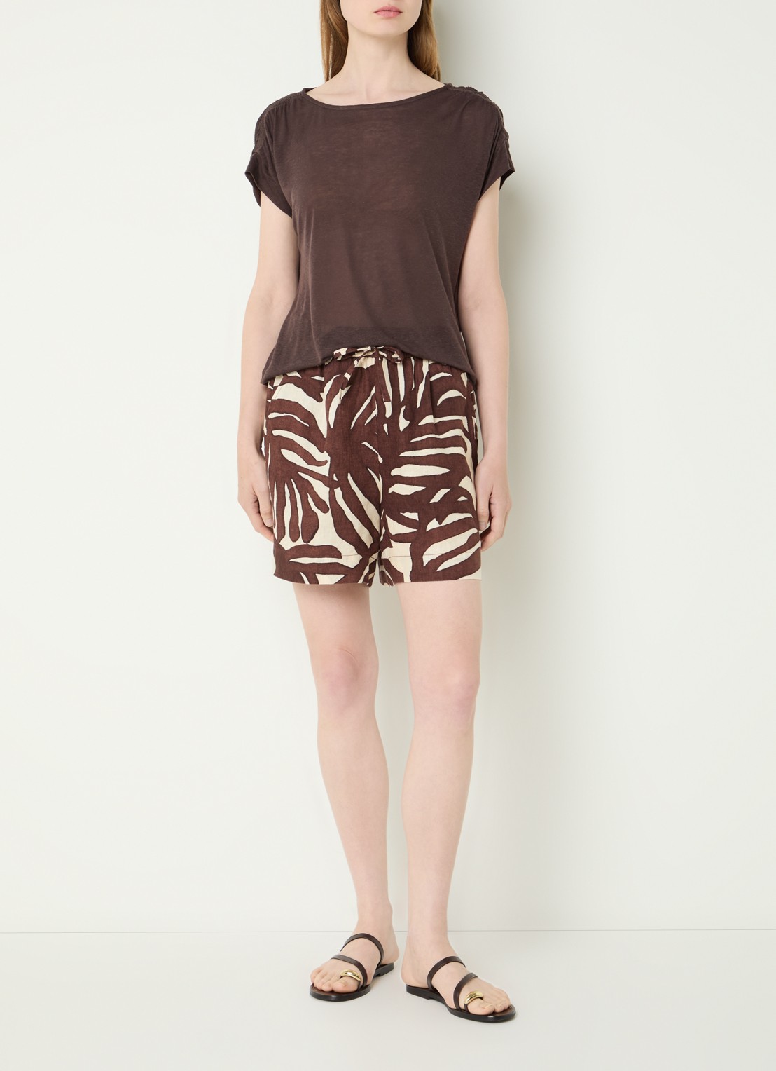Benetton Semi-transparant T-shirt met ruches - voorkant 3 bruin