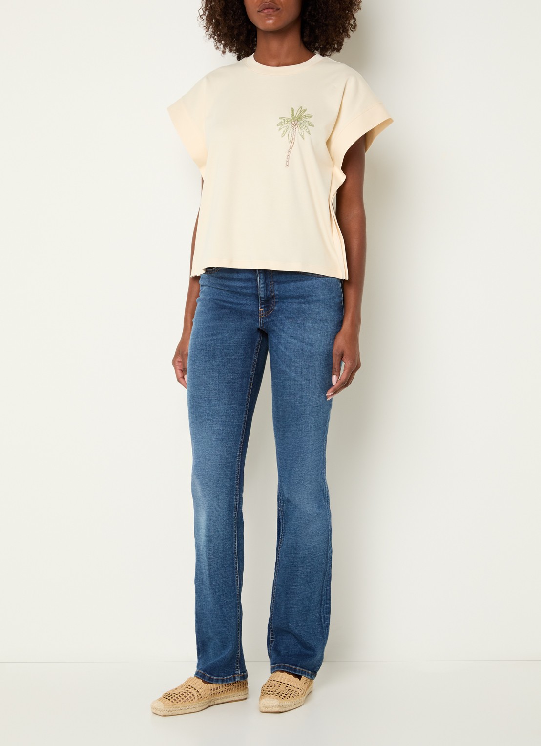 Benetton T-shirt met kralendecoratie - voorkant 3 creme