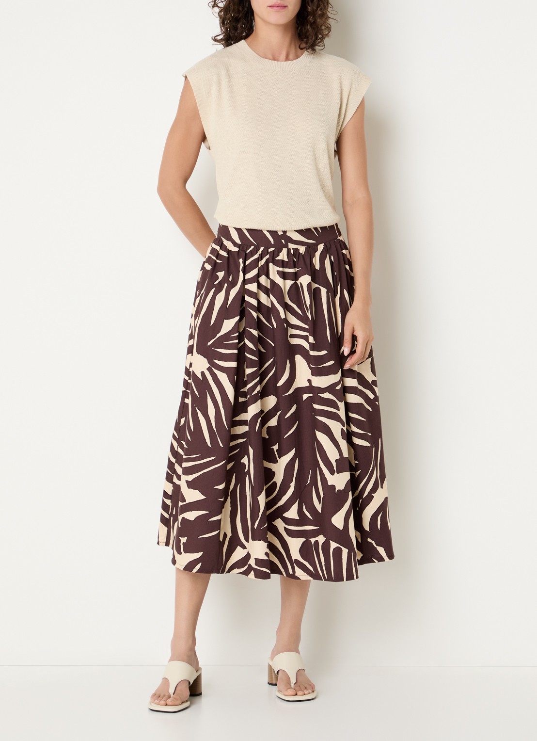 Benetton Top in linnenblend met ronde hals - voorkant 3 zand