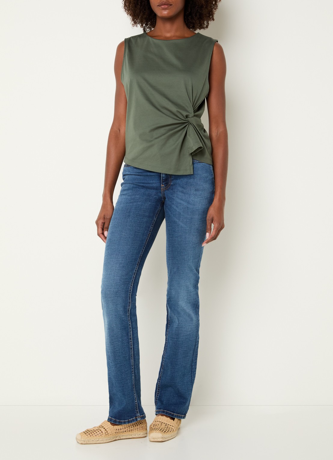 Benetton Top met knoopdetail  - voorkant 4 groen