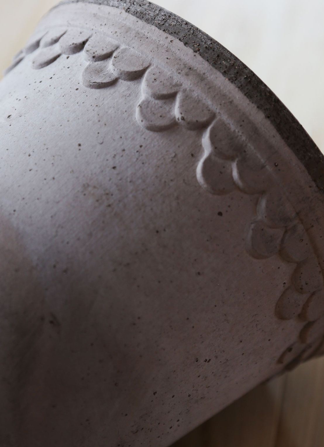 Bergs Potter Københavner Raw bloempot voor binnen Ø16 cm - detail 2 grijs