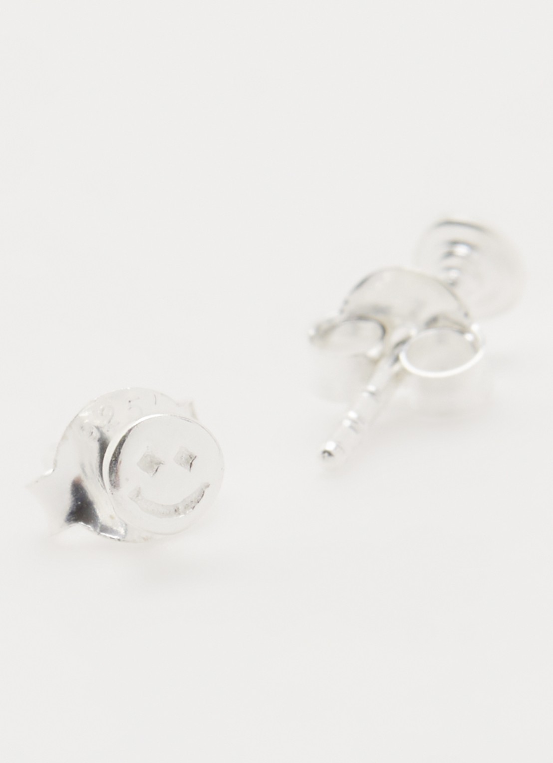 Bibi Camille Oorknopjes van zilver - detail zilver