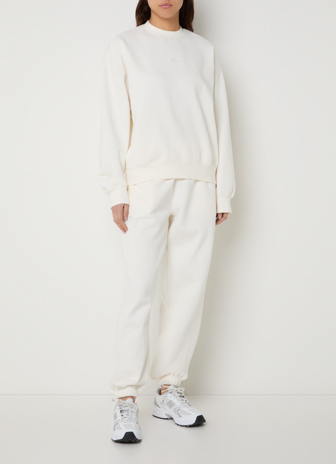 Björn Borg Studio high waist joggingbroek met steekzakken - voorkant 4 gebroken wit