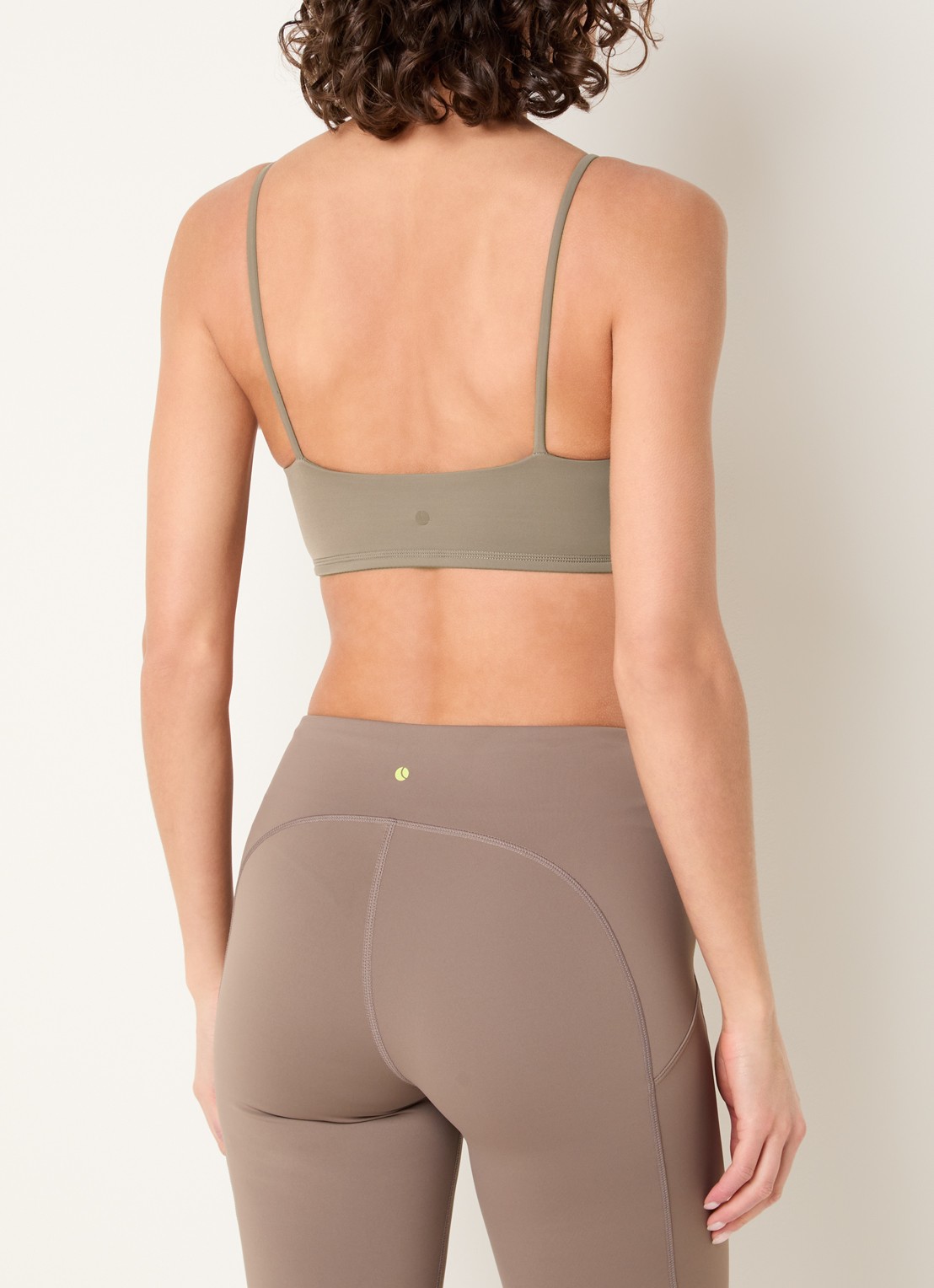 Björn Borg Studio sport bh met light support - achterkant 2 donkerbeige