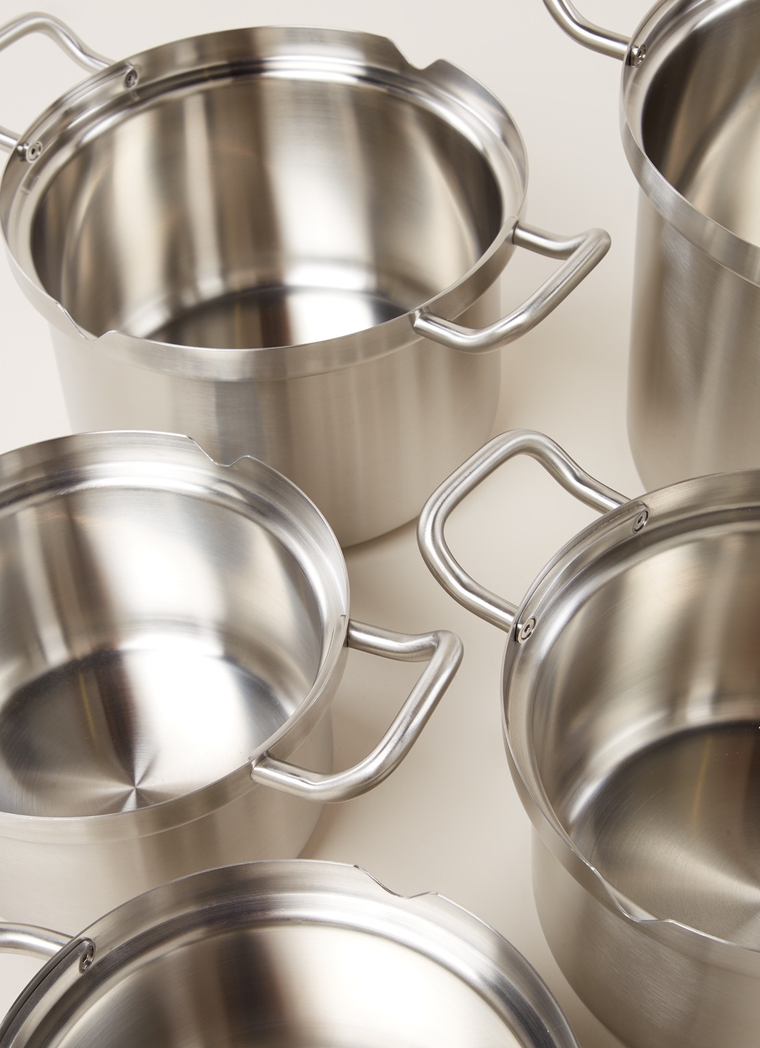 BK Q-Linair Master Glas pannenset 5-delig - detail 3 zilver